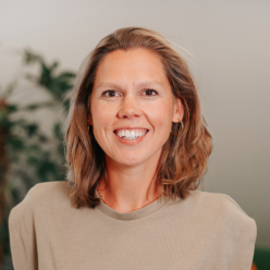 Karlijn Elias-Peters 