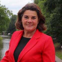 Nicole Buissing